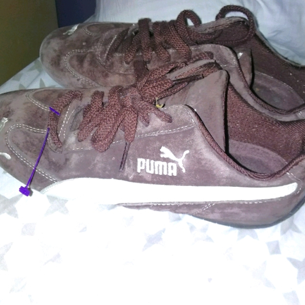Teenis shoes puma